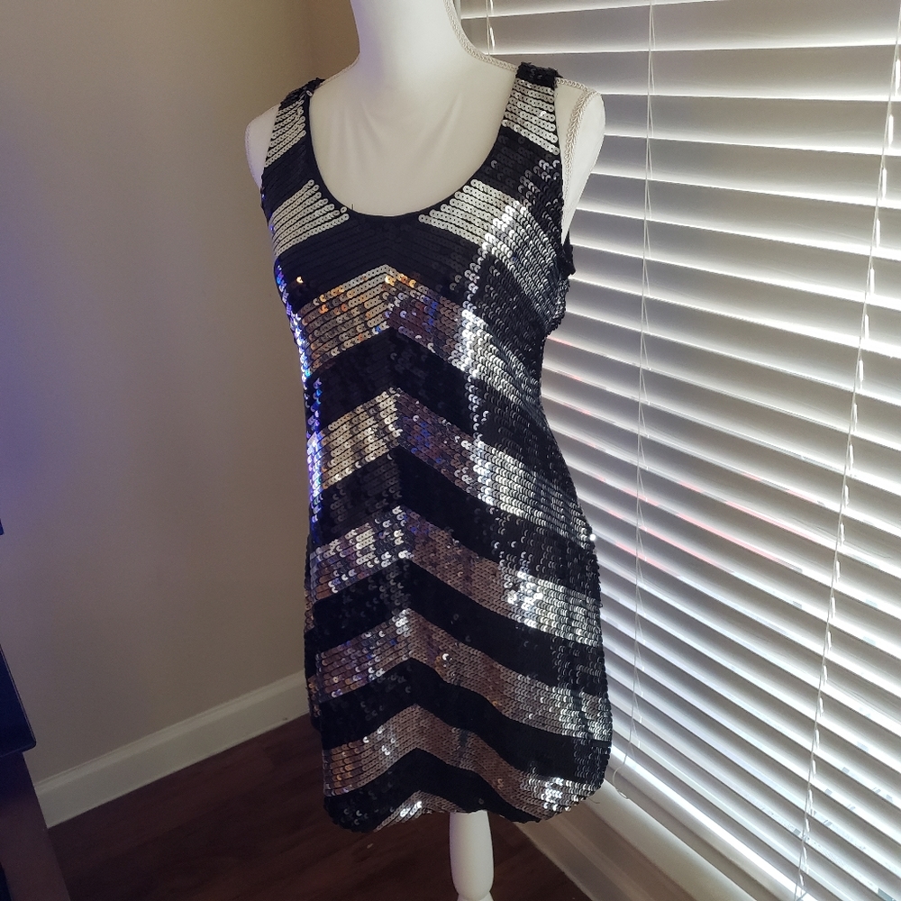 INC International Concepts Women's dress sequin size M sleeveless - Picture 3 of 11